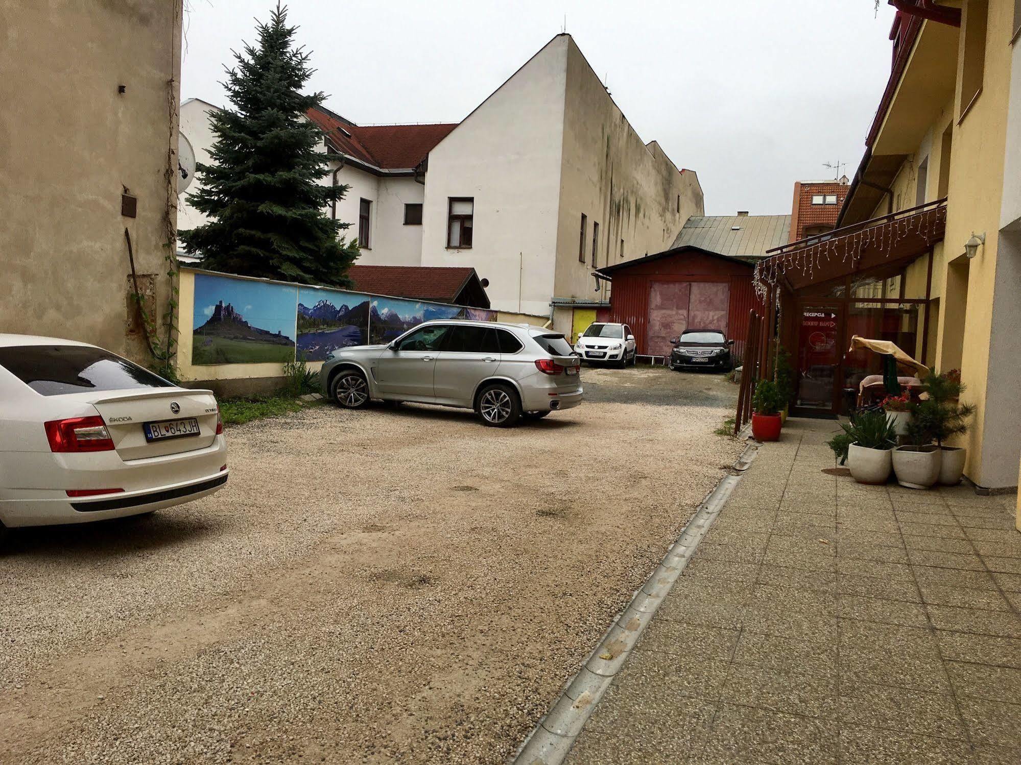 Penzión Tavel Prešov Esterno foto